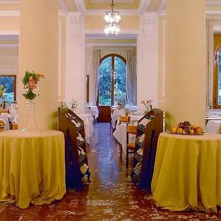 Hotel Astoria 4*